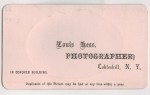 Portret mężczyzny - półprofil w owalu, gładko ogolony Fotografia na kartoniku firmowym ca. 1900 / USA