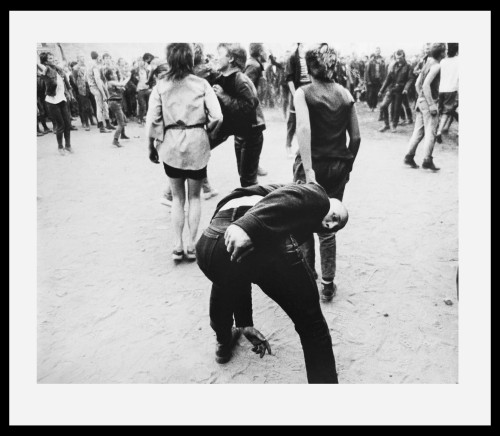 Fotografia I Festiwal Muzyków Rockowych w Jarocinie '83 [Poza prowokacyjna] Ryszard Gajewski [vintage print / powystawowa]