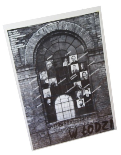 Plakat wystawowy Wystawa fotografii w 50. rocznicę powstania okręgu ZPAF w Łodzi / Stara Galeria ZPAF Warszawa lipiec 2002 Proj. Andrzej Pukaczewski (2002)