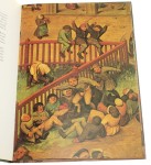 Zabawy dziecięce według obrazu Pietera Bruegla starszego Koncepcja i układ księżki Janos Kass (1985)