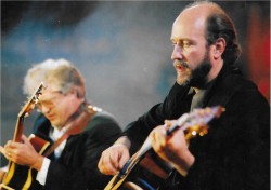Larry Coryell John Scofield Międzynarodowy festiwal Mars King Size Poznań Jazz Fair '95 fotografia Marek Karewicz [vintage print / 1995]    