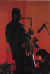 [bez tytułu, saksofonista] fotografia Marek Karewicz [vintage print / ca 1990]