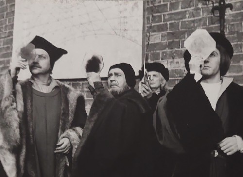 Kopernik [w rolach głównych Andrzej Kopiczyński Czesław Wołłejko] reż. Ewa Petelska, Czesław Petelski [fotografia filmowa]