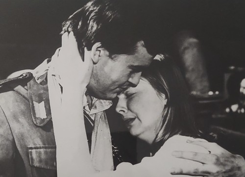 Urodziny młodego warszawiaka [Młodego Warszawiaka dzień urodzin: Joanna Duchnowska, Roman Frankl] reż. Ewa Petelska, Czesław Petelski [fotografia filmowa]
