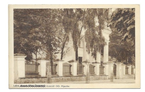 Lida [Ліда / Białoruś] Kościół OO. Pijarów [pocztówka / przed 1939]