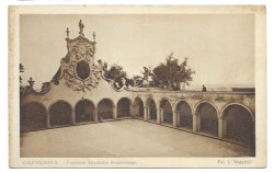 Częstochowa Fragment dziedzińca klasztornego [pocztówka przed 1939] 