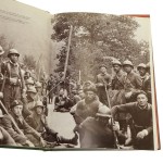 Zwyciężeni, ale nie pokonani polska Dywizja na szwajcarskiej ziemi 1940-1945 Besiegt, doch unbezwungen : eine polnische Division auf dem schweizerischen Boden 1940-1945 scenariusz i red. Zygmunt Prugar-Ketling aut. tekstów Aleksander Blum i inni [2000]