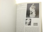 Wyrafinowany urok białej porcelany wilanowska kolekcja biskwitów Barbara Szelegejd [2006]