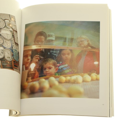 Miesiąc Fotografii w Krakowie 2014 Krakow Photomonth Festival 2014 [red. tomu Joanna Osiewicz-Lorenzutti, Aaron Schuman tł. Soren Gauger, Tomasz Macios, Joanna Osiewicz-Lorenzutti, Anna Sak] [2014]