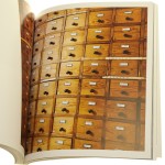 Miesiąc Fotografii w Krakowie 2014 Krakow Photomonth Festival 2014 [red. tomu Joanna Osiewicz-Lorenzutti, Aaron Schuman tł. Soren Gauger, Tomasz Macios, Joanna Osiewicz-Lorenzutti, Anna Sak] [2014]