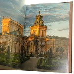 Royal residences Wawel Royal Castle The Royal Castle in Warsaw Museum The Palace of King Jan III at Wilanów The Royal Łazienki Museum in Warsaw text and sel. of photo. Jan K. Ostrowski i inni [2015]