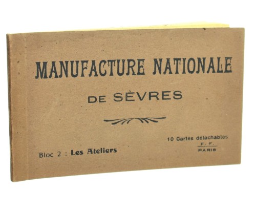 Manufacture nationale de Serves [Porcelana sewrska wnętrza pracowni] Bloc 2 Les Ateliers 10 Cartes Detachbles [blok pocztówek / przed 1939]