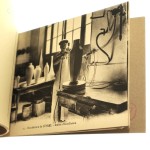 Manufacture nationale de Serves [Porcelana sewrska wnętrza pracowni] Bloc 2 Les Ateliers 10 Cartes Detachbles [blok pocztówek / przed 1939]