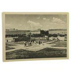 Leningrad [Petersburg] Mars Square. Monument to the heroes of the Revolution [pocztówka / 1965]