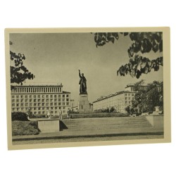 Leningrad [Petersburg] Shchemilovka. Statue of Volodarsky [pocztówka / 1965]