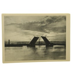 Leningrad [Petersburg] The Neva. White night [pocztówka / 1965] 