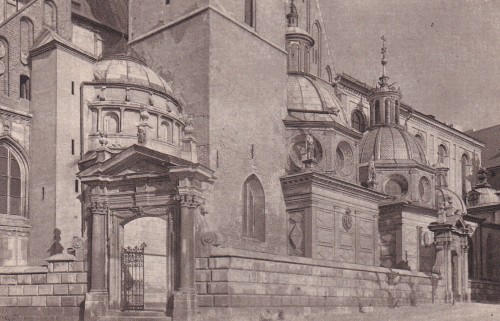 Kraków katedra na wawelu kaplice (1).jpg