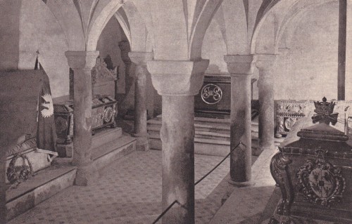 Kraków groby królewskie (1).jpg