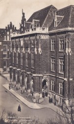 Kraków Uniwersytet [fotografia na papierze pocztówkowym / przed 1939]