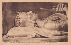 Kraków Fragment sarkofagu Wł. Warneńczyka w Katedrze Wawelskiej [pocztówka / przed 1939] 