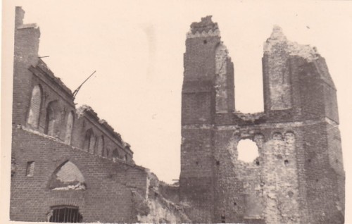 Wieża Kościoła Panny Marii Gotyk nadwiślański z XII wieku Zupełnie zrujnowane fotografia Eugeniusz Haneman [Vintage Print / zniszczenia wojenne Warszawy / Powstanie Warszawskie / 1944]