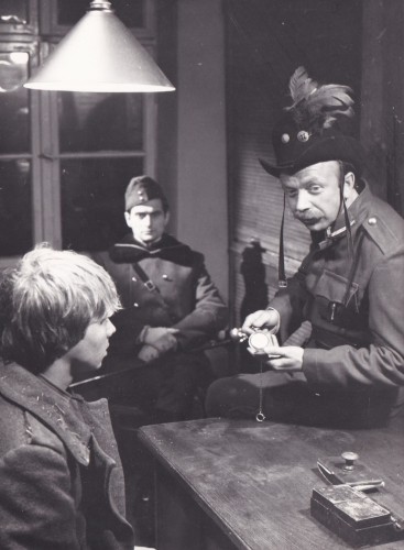 Lekcja martwego języka Fotografia filmowa (11).jpg