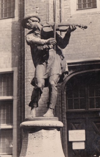[Toruń] Pomnik Flisaka w Toruniu [pocztówka / przed 1939]