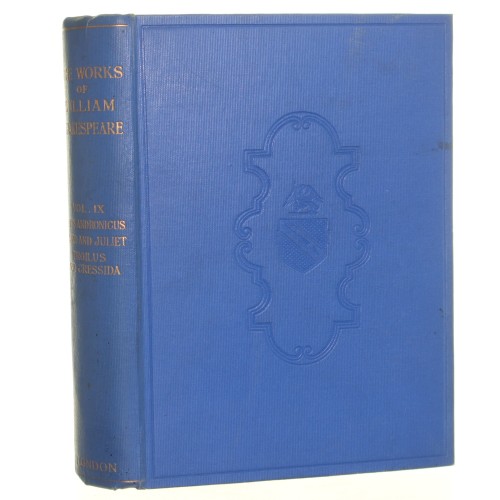 titus Shakespeare (1).JPG