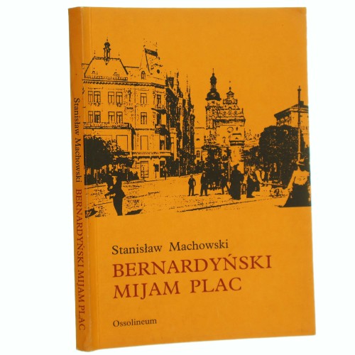 bernardyński mijam plac (1).jpg