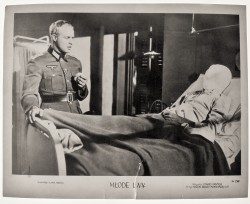 Młode lwy Reż. Edward Dmytrak W rol. gł. Marlon Brando, Montgomery Clift Fot. CWF [Centrala Wynajmu Filmów] [fotos filmowy] [1958]